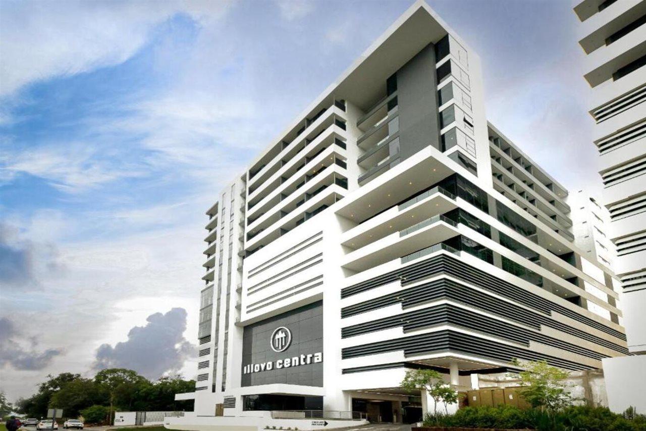 Reserved Suites Illovo Hotel Johannesburg Esterno foto