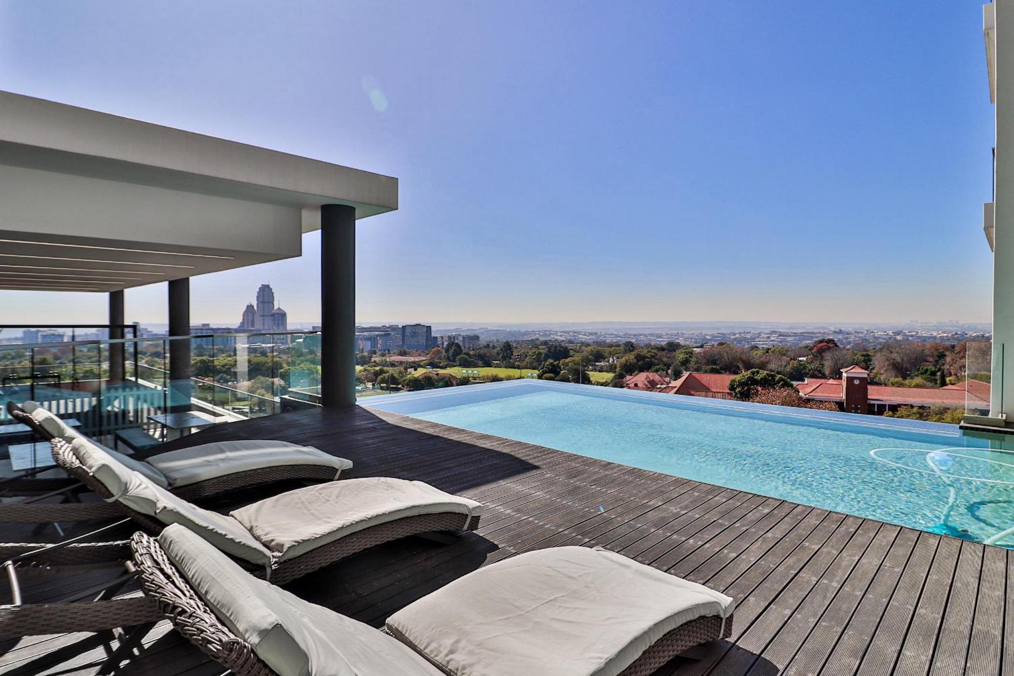 Reserved Suites Illovo Hotel Johannesburg Esterno foto